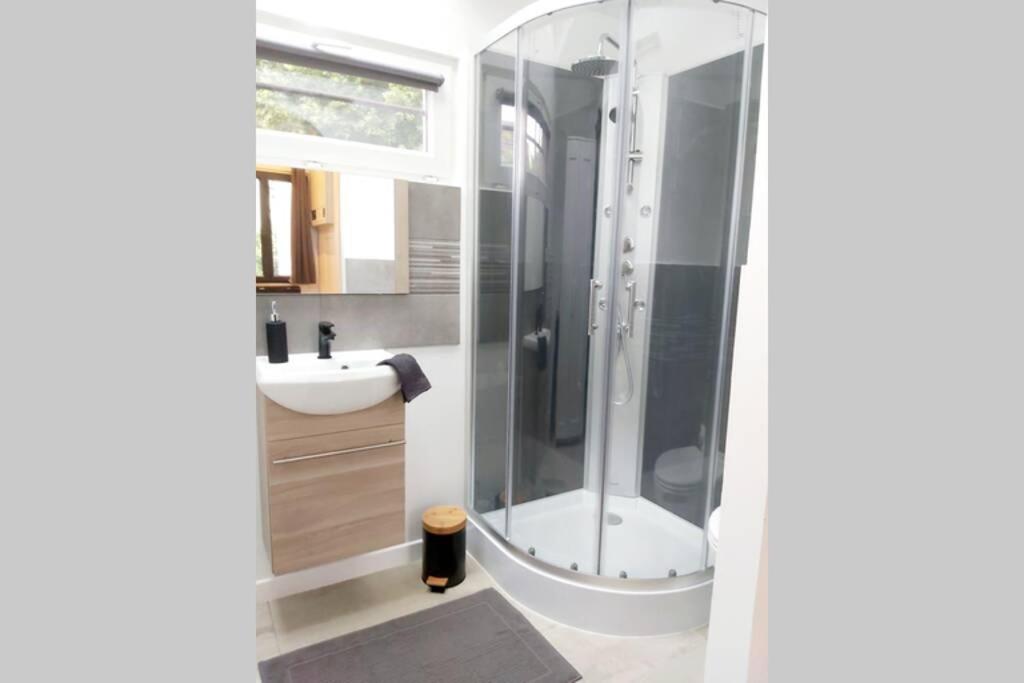 Superbe Studio 15 M²,Proche Disney, Asterix, Cdg Apartment Gressy Екстериор снимка