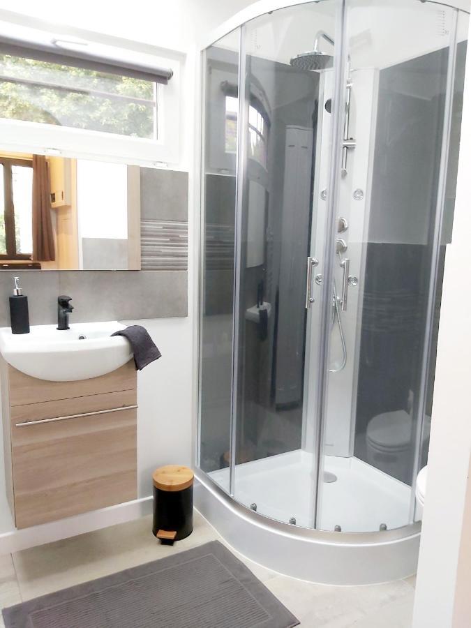 Superbe Studio 15 M²,Proche Disney, Asterix, Cdg Apartment Gressy Екстериор снимка